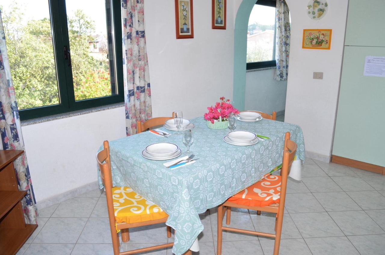 Iss Travel, La Padula - Apartments With Private Veranda And Parking San Teodoro  Bagian luar foto